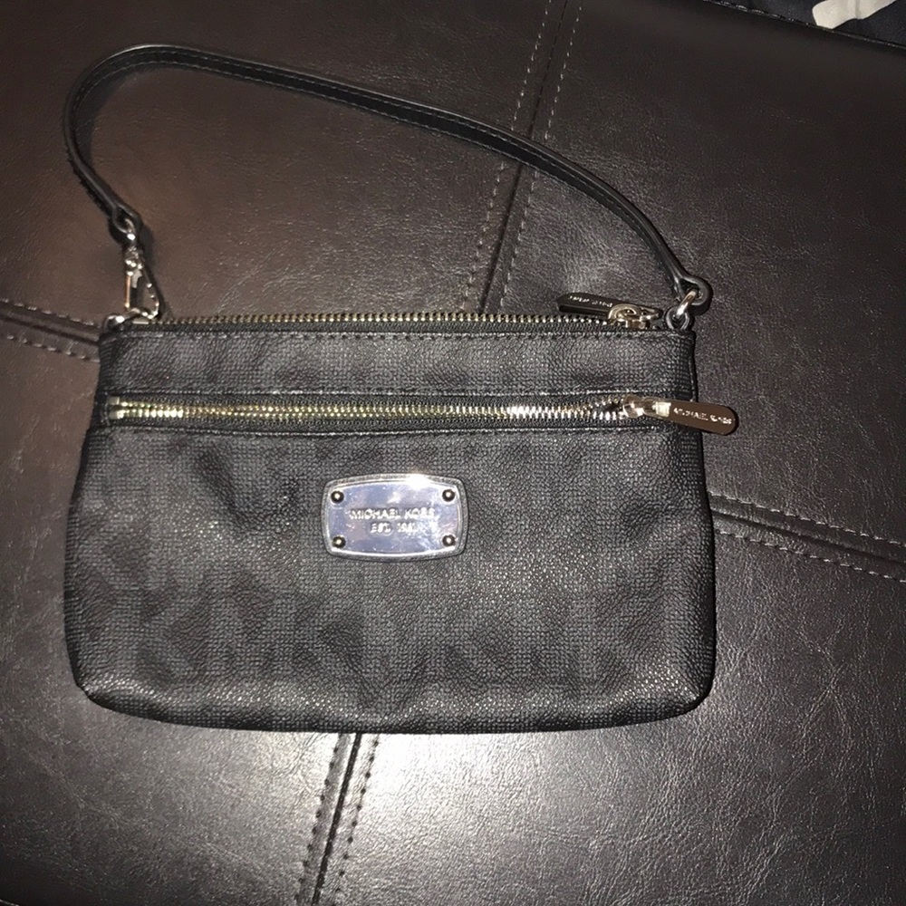 Michael Kors Wristlet